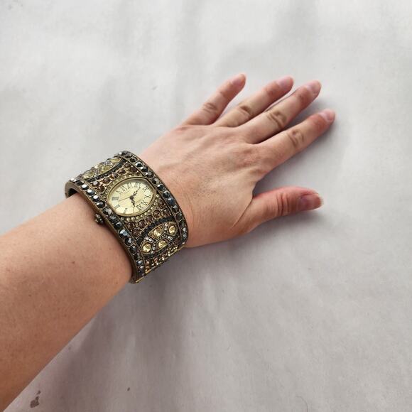 Heidi Daus Hinged Cuff Bracelet Watch Tan Swarovski Crystals Bangle Bronze New - Picture 10 of 11